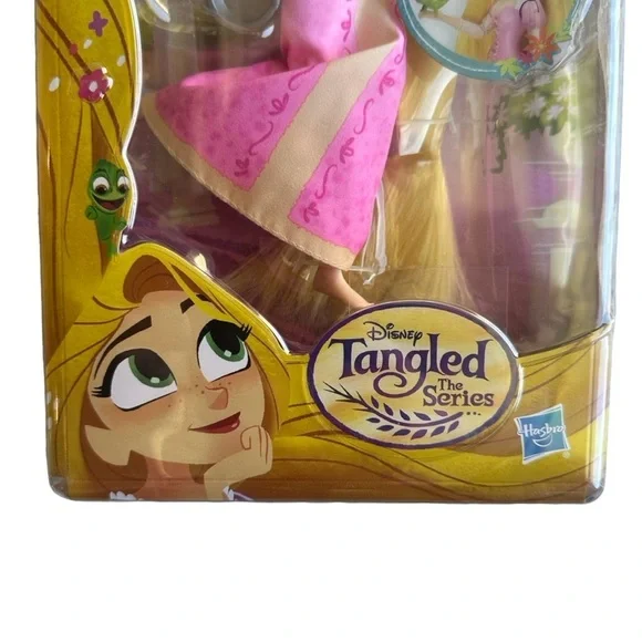 Disney Rapunzel Doll with pascal discontinued - Picture 3 of 7
